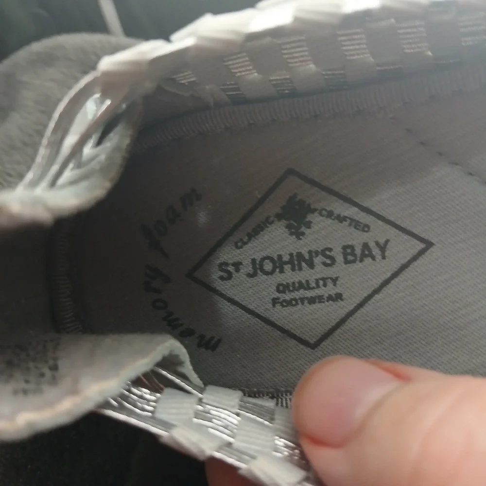 St. Johns Bay woven slip